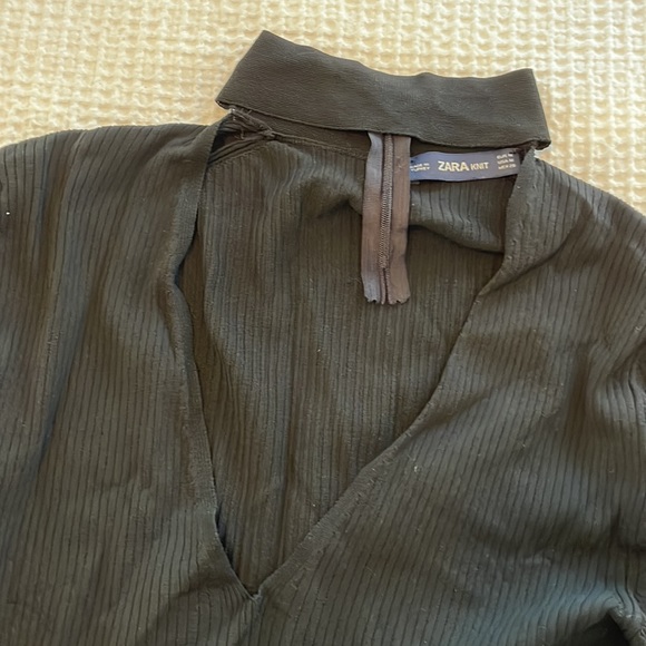 Super soft black choker neck top - Picture 2 of 2